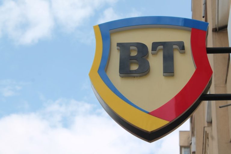 Cum pot afla dacă am poprire pe contul BT?